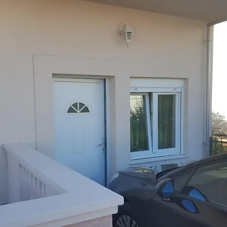 Karlo Задар