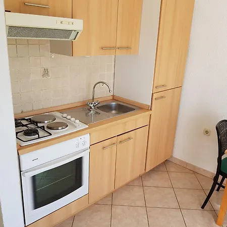 Karlo Apartman *